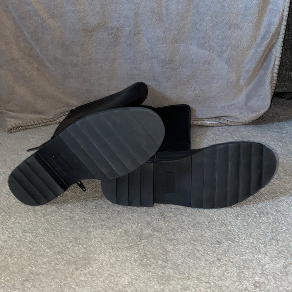 Boots - Picture 2 of 4